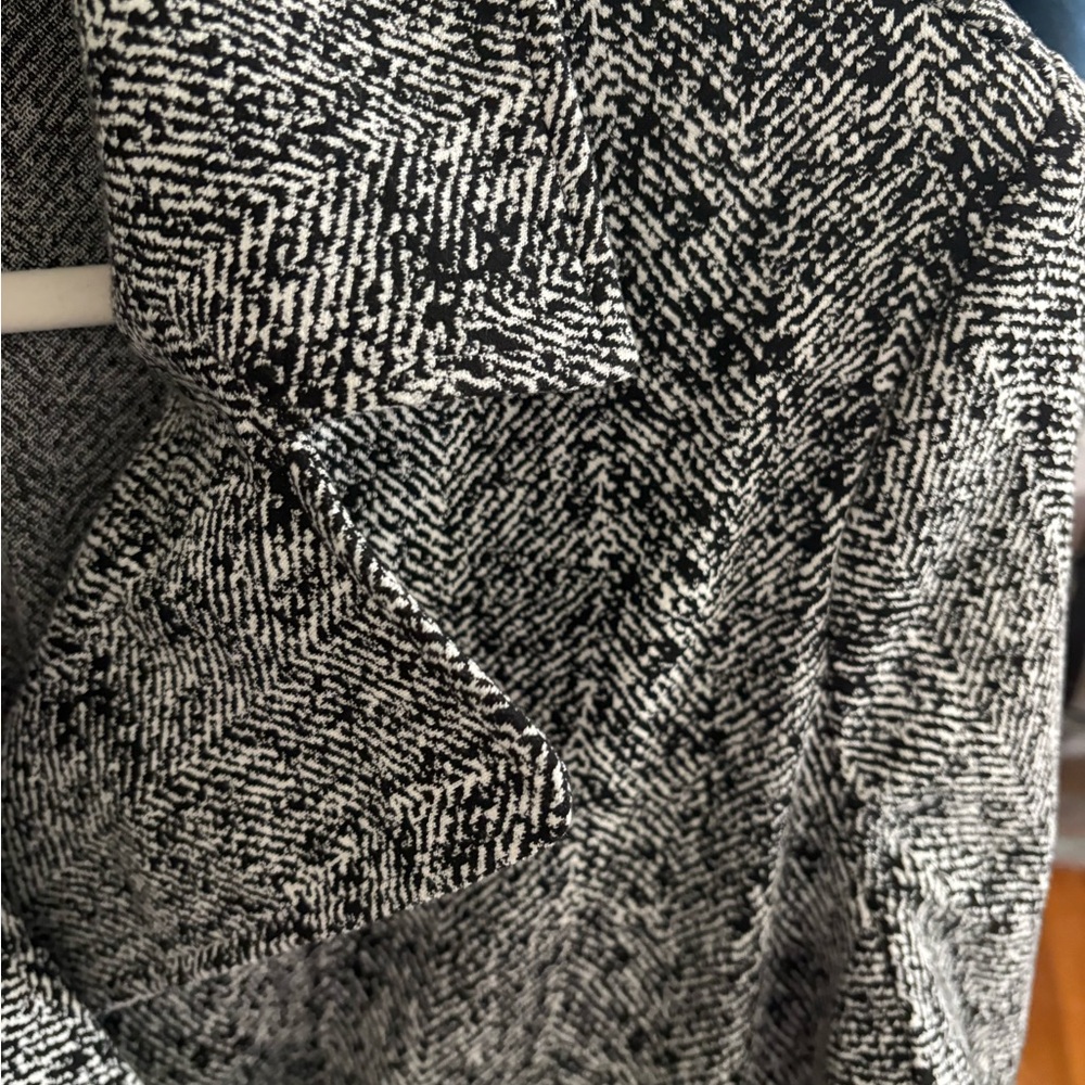 CAbi Black & White Double-Breasted Herringbone Blazer - Picture 3 of 5